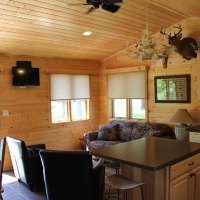8tiger-musky-cabin-18